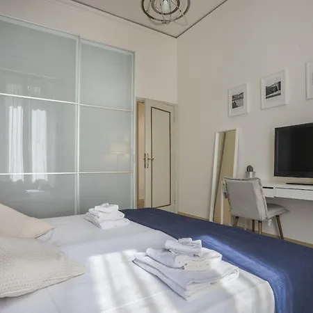Appartamento Charming In The Heart Of *